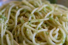 Spaghetti med pesto