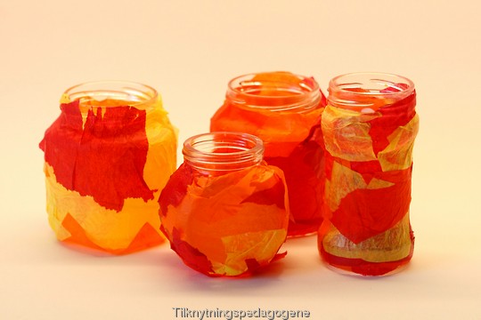Glass pyntet med farget silkepapir