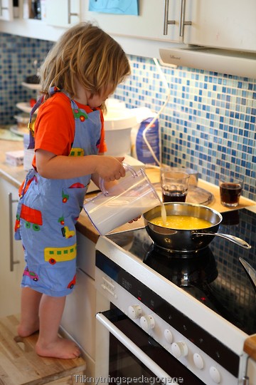Barn m�� trene for �� bli gode kokker