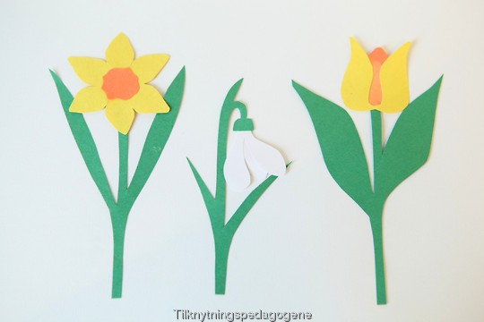 Blomster om v��ren klippet ut av papir